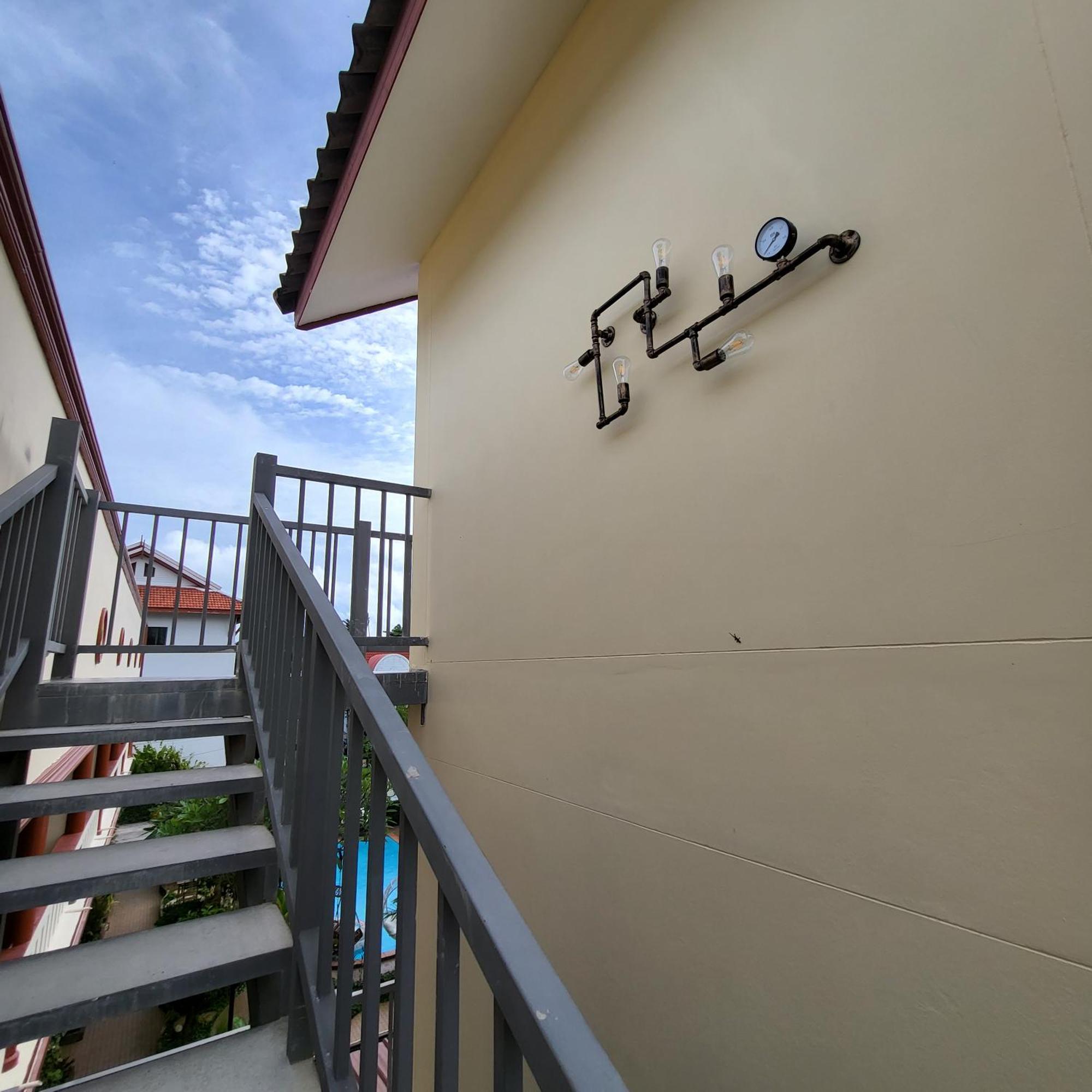 Namphung Phuket Boutique Resort Rawai Екстериор снимка