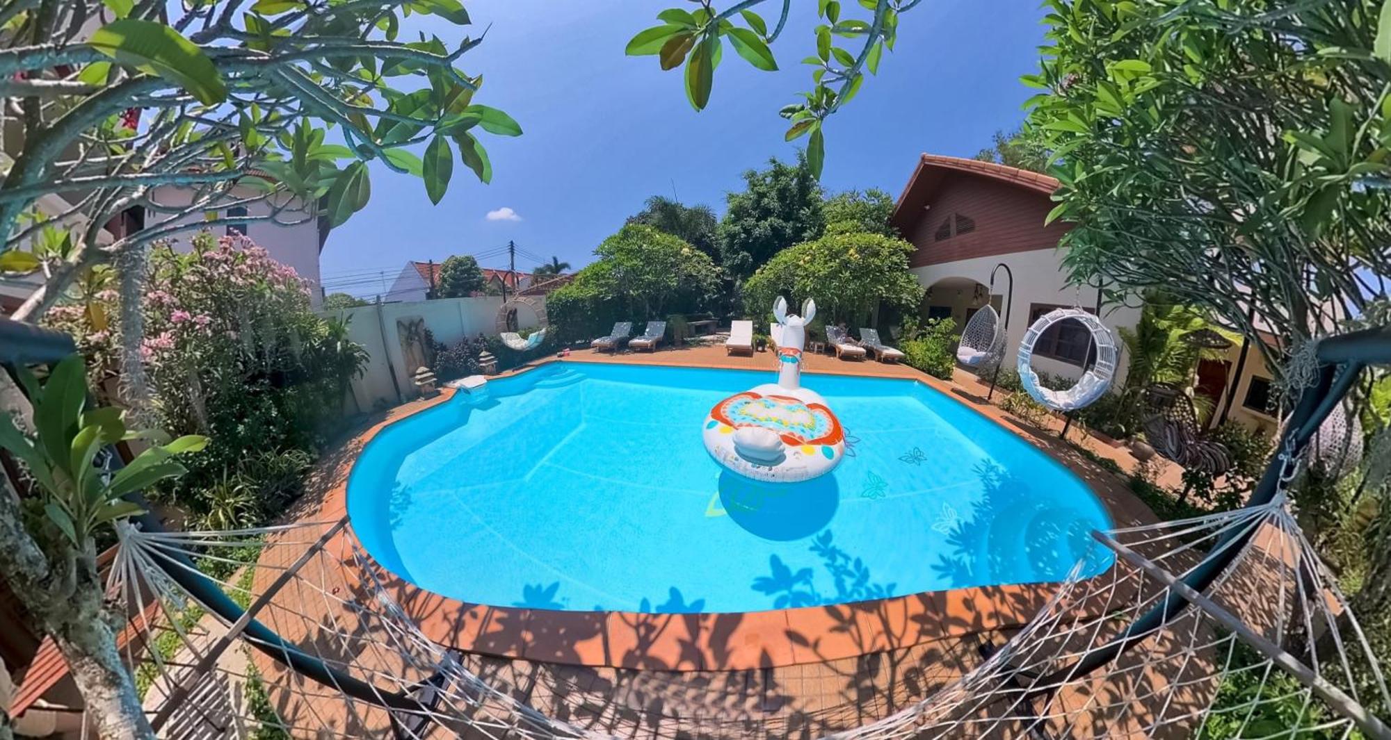 Namphung Phuket Boutique Resort Rawai Екстериор снимка