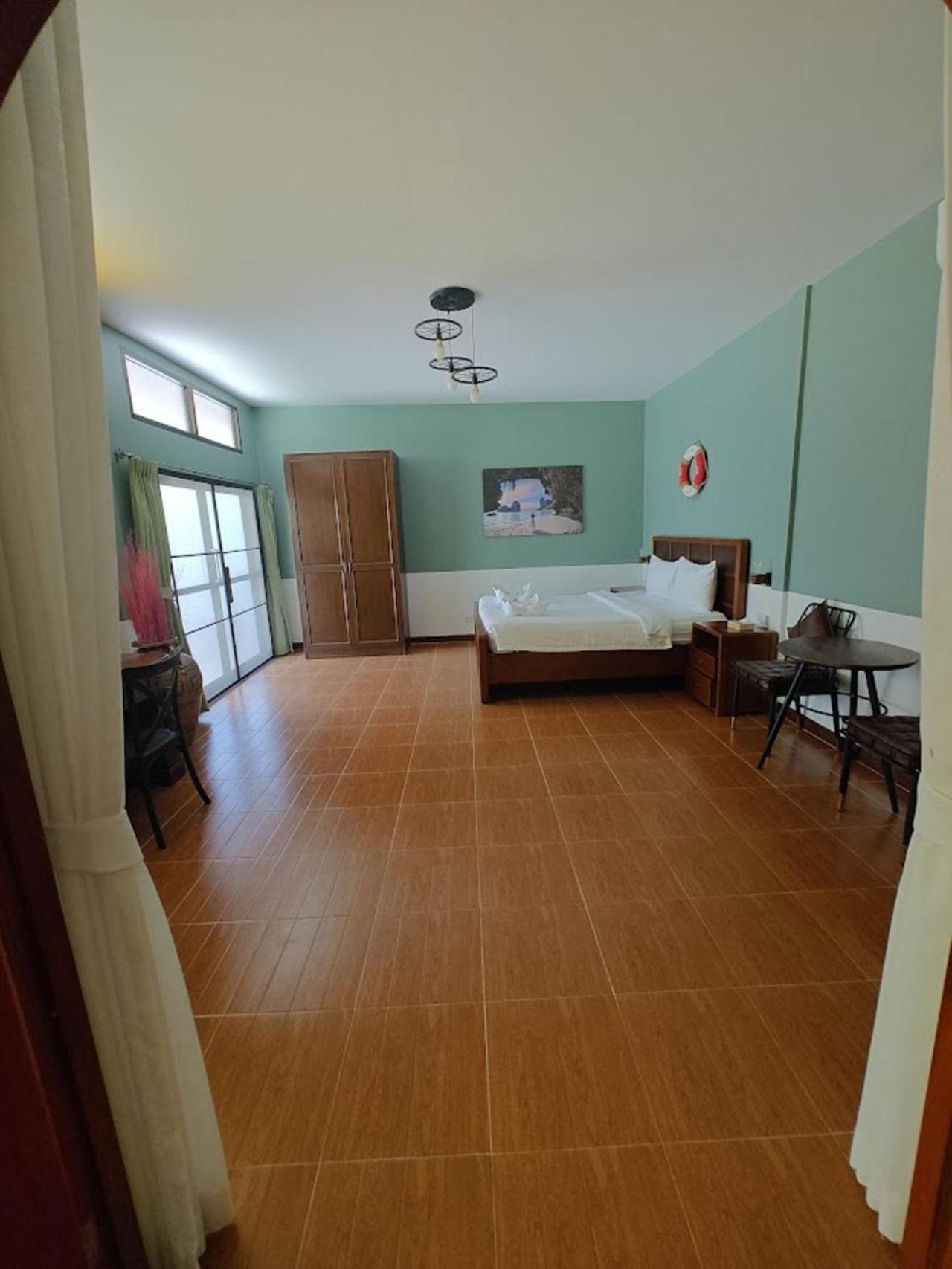 Namphung Phuket Boutique Resort Rawai Екстериор снимка
