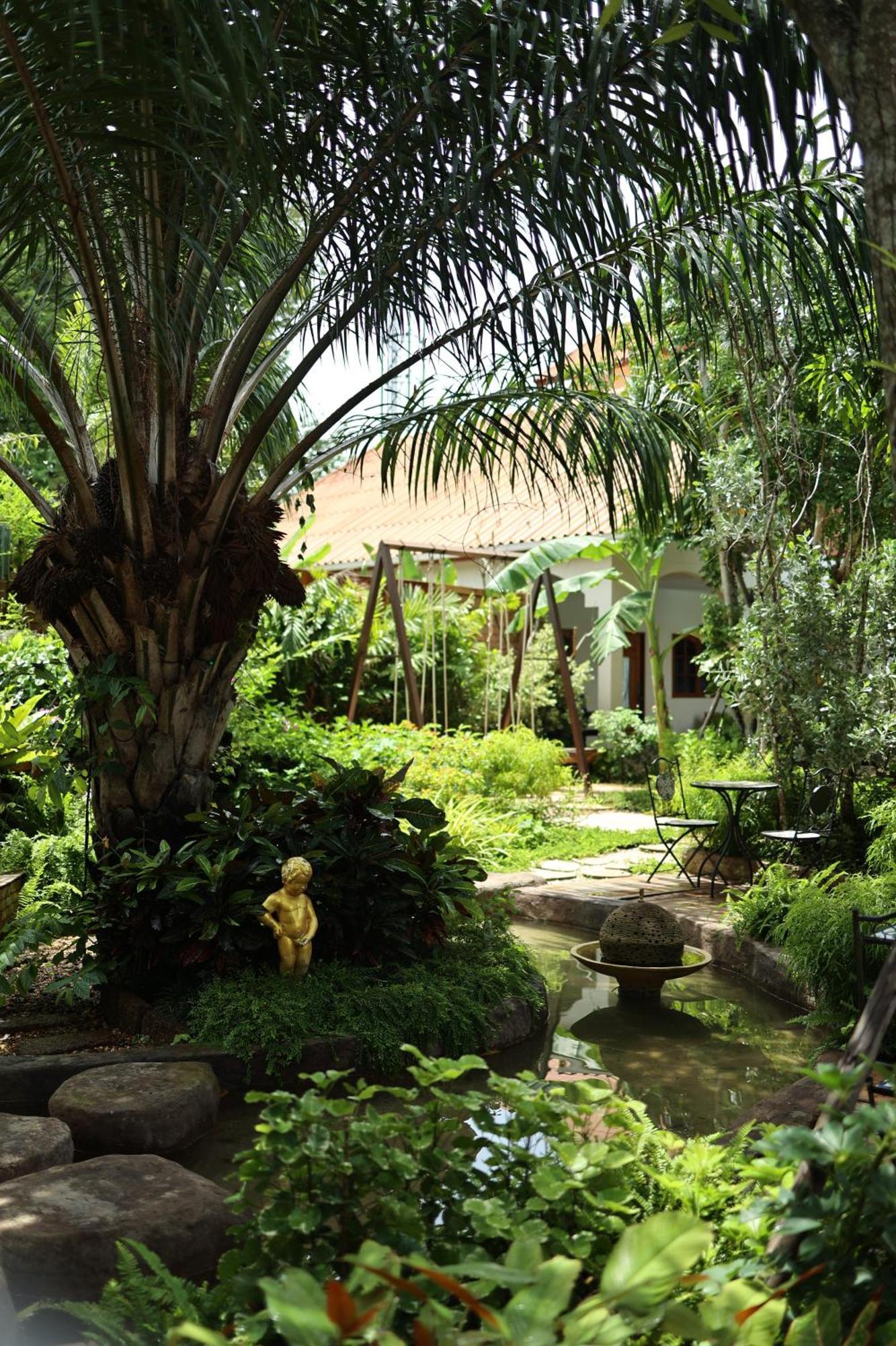 Namphung Phuket Boutique Resort Rawai Екстериор снимка