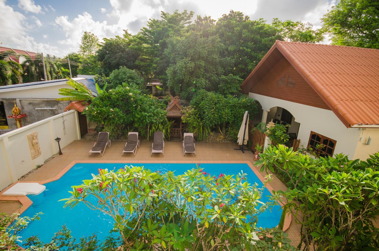 Namphung Phuket Boutique Resort Rawai Екстериор снимка