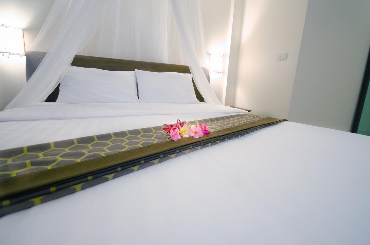 Namphung Phuket Boutique Resort Rawai Екстериор снимка
