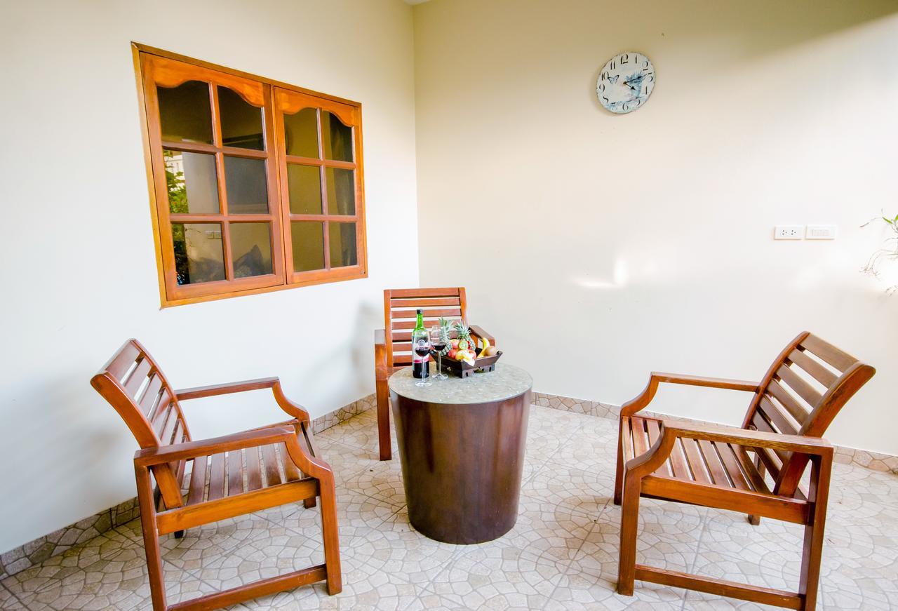 Namphung Phuket Boutique Resort Rawai Екстериор снимка