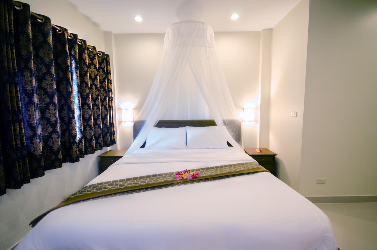 Namphung Phuket Boutique Resort Rawai Екстериор снимка